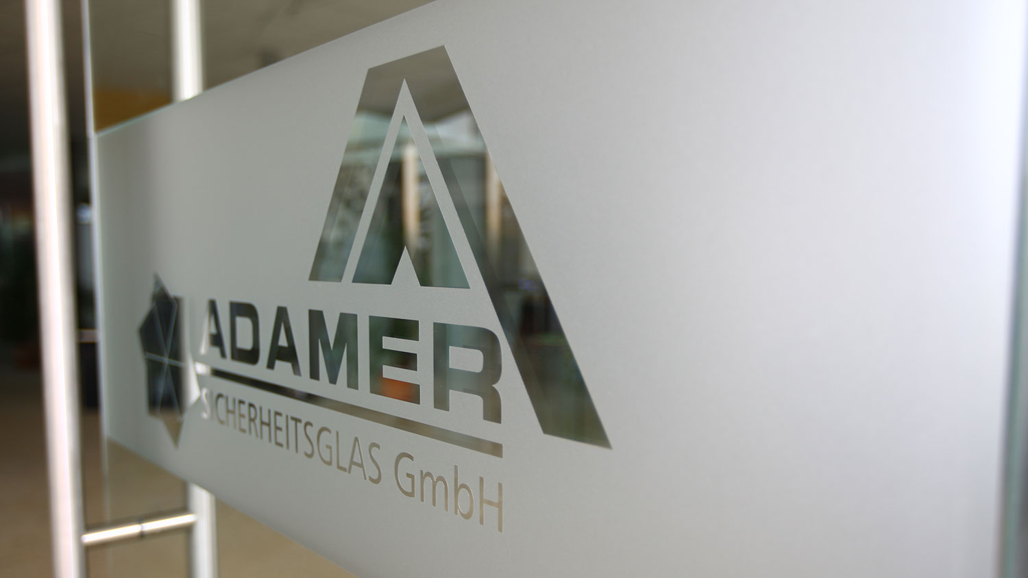 Glastür der Adamer Sicherheitsglas GmbH