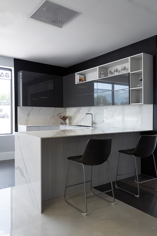 Küchentheke aus LAMINAM Porzellankeramik